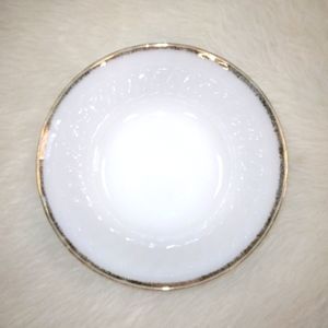 VINTAGE Fire King Milk Glass Ovenware 19 swirl bowl with gold edge